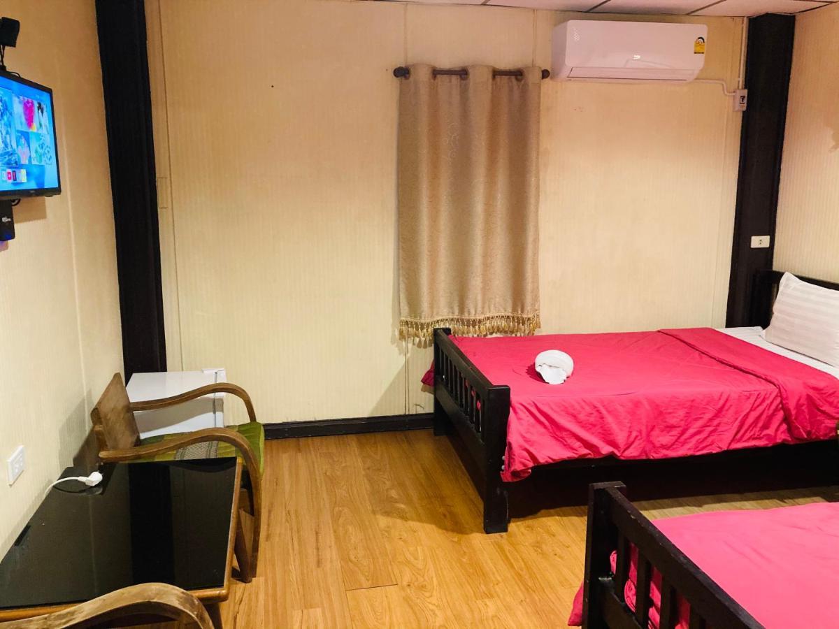 Noom Guesthouse Lop Buri Eksteriør billede