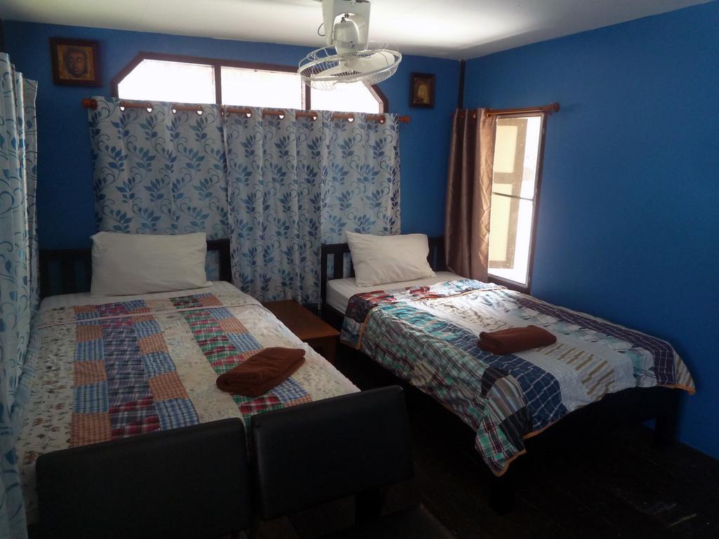 Noom Guesthouse Lop Buri Eksteriør billede